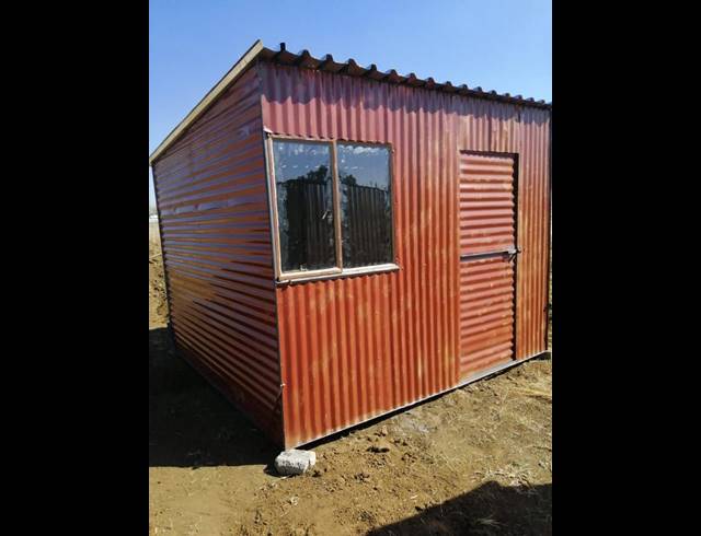 LAND FOR SALE IN RIVERSDALE